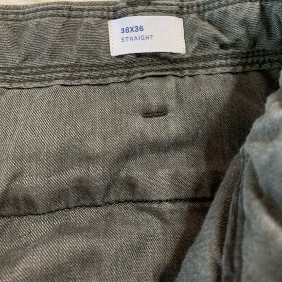 Gap - Picture 2 of 5